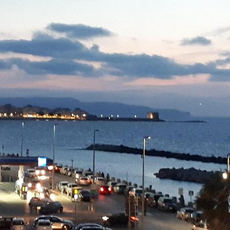 Brezza Di Tramontana Appartement Trapani Buitenkant foto
